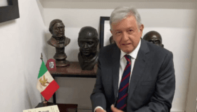 Empresarios pretendían quedarse con terrenos del AICM; "tenían pensado una especie de Santa Fe": AMLO