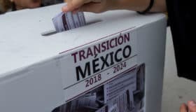 Los empresarios, el mercado y la democracia (Artículo)