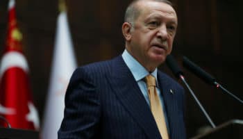 Proponen a Erdogan al Nobel de la Paz por mediación en Ucrania