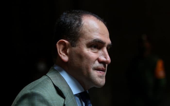 Los del NAIM  son "costos hundidos:  Arturo Herrera