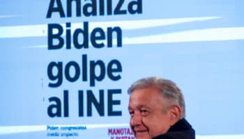 AMLO vs. Reforma: 'tienen mentalidad colonizadora' | Entérate