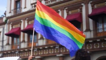 Actos homosexuales aún son perseguidos en 64 países