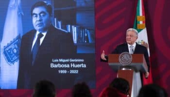 Nos conmovió a todos el fallecimiento de Miguel Barbosa: AMLO | Entérate
