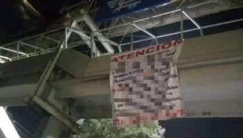 Presunto cártel coloca mantas contra tráfico de fentanilo en Tijuana