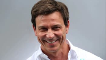 F1: Dirigirá Toto Wolff a la escudería Mercedes hasta el 2026 | Video