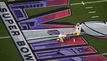 Super Bowl LVIII: Pegan primero Niners con gol de campo