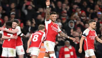 Receta Arsenal una manita a Chelsea y se afirma como líder de la Premier League