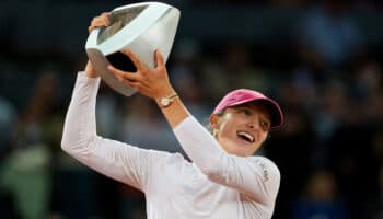 Swiatek libra gran batalla con Sabalenka en la Final del Mutua Madrid Open | Video