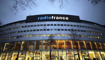 La amenaza de privatización se cierne sobre los medios de comunicación públicos de Francia