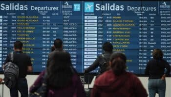 AICM reanuda actividades tras suspensión por niebla