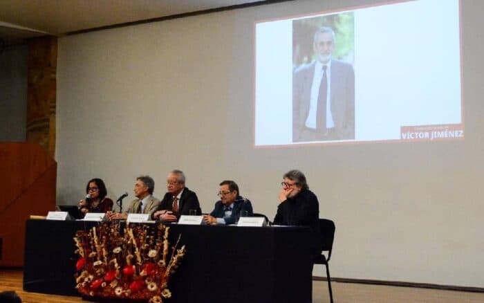 Rinden homenaje al arquitecto y editor Víctor Jiménez