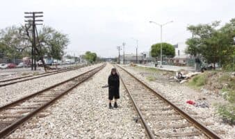 “El arte no ayuda más que la sociedad civil ni es el único camino”: Teresa Margolles