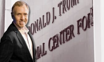 Centro Trump-Kennedy demandará a músico que canceló concierto de Navidad por cambio de nombre