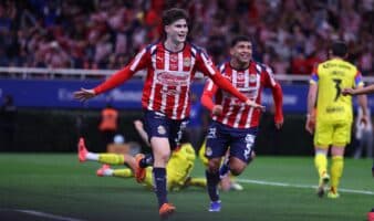 Liga MX: Chivas se lleva el Clásico Nacional y mantiene paso perfecto | Video