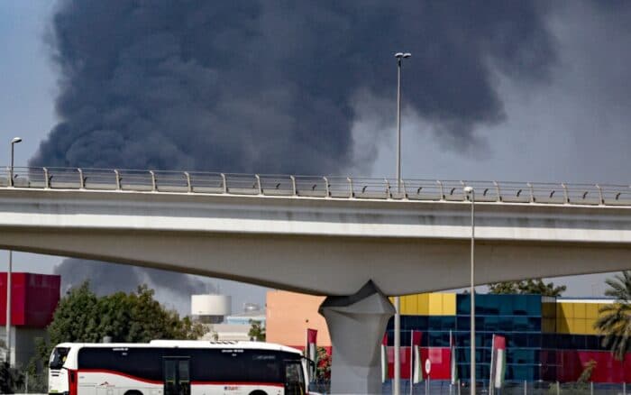Estados Unidos pide a sus ciudadanos que abandonen 14 países de Medio Oriente tras ataque a Irán; alerta por 'graves riesgos'