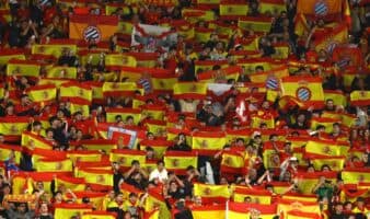 Mossos d'Esquadra abren investigación por cánticos islamófobos; Espanyol considera 'injusto' se señale a su afición | Video