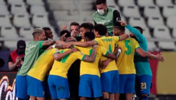 Finanzas de clubes brasileños, en riesgo por prohibición de apuestas