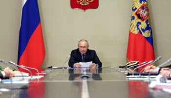 Condenan a nueve años de prisión a opositora de Putin y aliada de Navalni