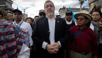 Fiscalía de Guatemala dice que las elecciones ganadas por Bernardo Arévalo no son válidas