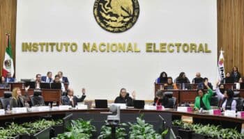 Hay un 'esquema de secuestro a las autoridades electorales de México': Alfredo Figueroa