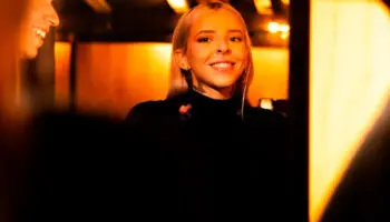 Young Miko anuncia cuatro paradas en México con su gira 'Late Checkout Tour'