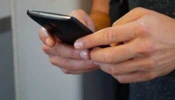 Cómo evitar la sextorsión: 5 recomendaciones de la SSPC