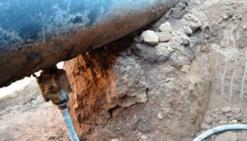 Cuestionan a León Trauwitz por huachicoleo en Pemex; general niega petición para no denunciar tomas clandestinas | Video