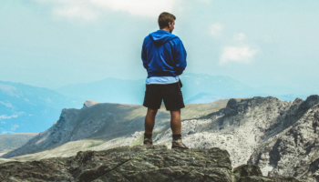 5 consejos para disfrutar del senderismo durante época de calor