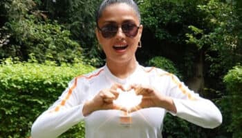 Salma Hayek: el detrás de cámaras de su participación en París para llevar la flama olímpica