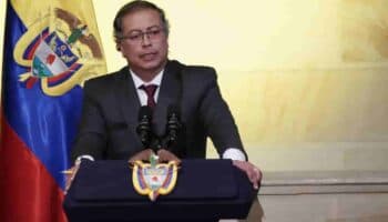 Petro autoriza diálogo con clan criminal