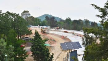 Continúan obras del megaproyecto Terralago, pese a suspensión