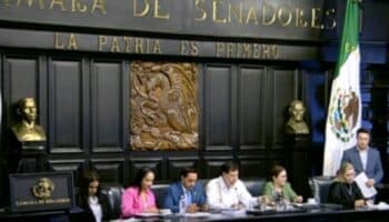 Senado sesiona en la casona de Xicoténcatl