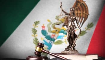 Si Sheinbaum no baja reforma del DOF incurriría en un delito: jueza