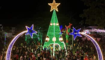 Inicia la fiesta navideña en Venezuela por orden de Nicolás Maduro | Video