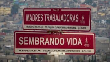 De 'Calle Salario Mínimo' a 'Fertilizantes para el Bienestar': Así los nombres de la colonia 4T