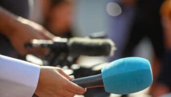 Abogados proponen reformas contra acoso judicial a periodistas y censura de "datos protegidos"