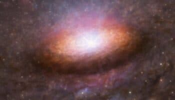 Descubren agujero negro supermasivo formado en el universo temprano