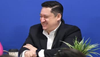 Diputado le mienta la madre a Noroña en conferencia de prensa