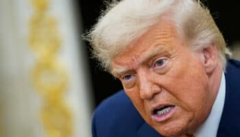 Trump aparece en los archivos de Epstein, según fiscal general de EU: WSJ
