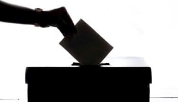 Lo mejor de Aristegui en Vivo: ¿Anular elecciones por injerencia extranjera?; decomisan metanfetamina en Sinaloa; México-EU.UU. pactan seguridad (22/05/2026)