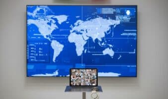 Un detenido en Italia por generar con IA más de 900 imágenes pornográficas de menores