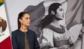 México rechaza 'por motivos falsos' declaración de persona non grata a Sheinbaum en Perú