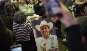 Más de 300 académicos exigen justicia tras asesinato de Carlos Manzo | Documento
