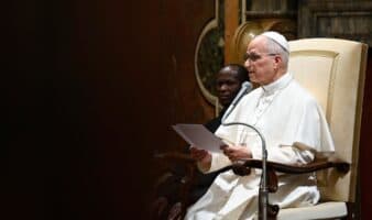 El Papa lamenta que Rusia haya rechazado la tregua y pide 24 horas de paz en Navidad
