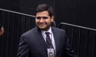 AMLO presumió que su hijo Gonzalo supervisó obras del Tren Interoceánico