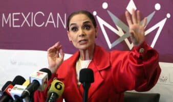 Ex Miss Universo Lupita Jones dice que concurso "perdió completamente el rumbo"