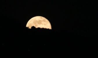 Superluna, Mercurio y lluvia de meteoritos: Los fenómenos astronómicos visibles de diciembre 2025
