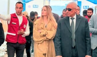 Angelina Jolie visita el cruce de Rafah como muestra de apoyo al pueblo palestino