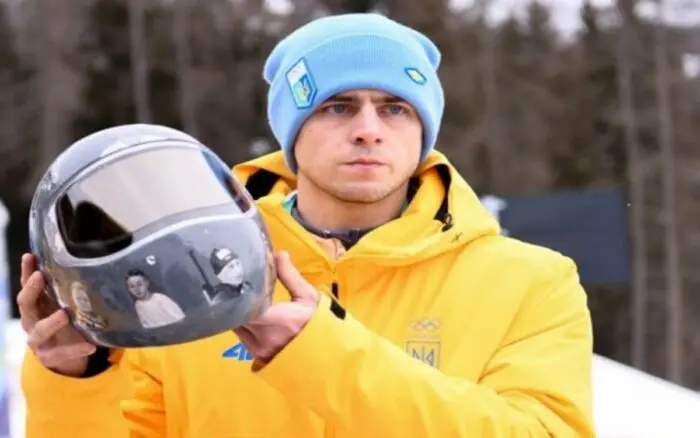 Recibe Vladyslav Heraskevych, dueño del 'casco de la memoria', un premio de 200 mil dólares | Video