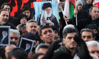 Irán promete vengar la muerte de Jameneí